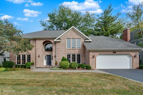 6441 Bobby Jones Ln, Woodridge, IL, 60517-5404 | Card Image