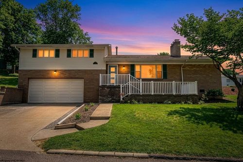 1320 Winona Ave, Morgantown, WV, 26505-2634 | Card Image