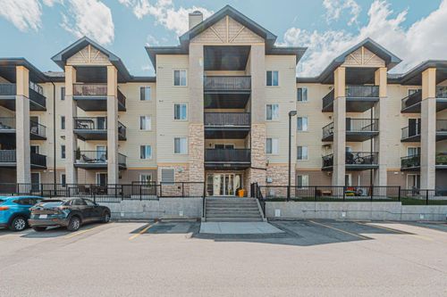 7105-304 Mackenzie Way Sw, Airdrie, AB, T4B3H7 | Card Image