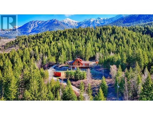 110 Highway 95, Spillimacheen, BC, V0A1P0 | Card Image