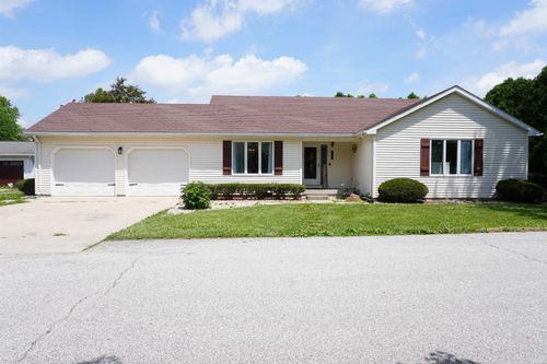 512 E 4th Street, Monon, IN, 47959 | Card Image
