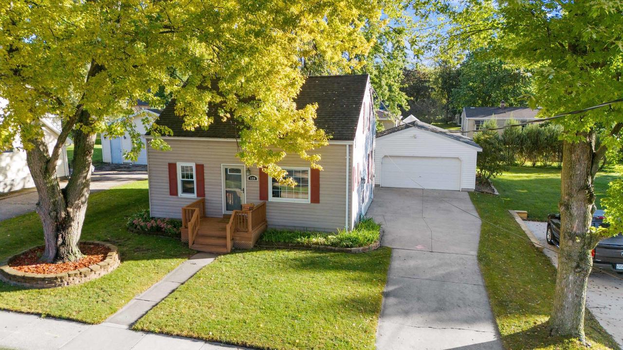 Grant St, Kaukauna, WI 54130
