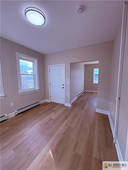 402 Lawrence St, Perth Amboy, NJ, 08861-2132 | Card Image