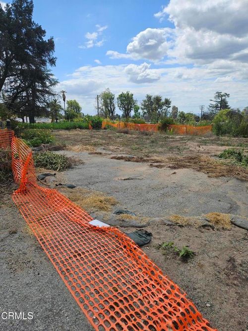 50 W Loma Alta Dr, Altadena, CA, 91001-3931 | Card Image