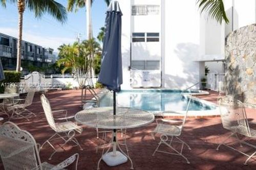 apt-206-1075 93rd St, Bay Harbor Islands, FL, 33154-2350 | Card Image