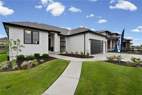 17377 W 169th Ter, Olathe, KS, 66062-8156 | Card Image