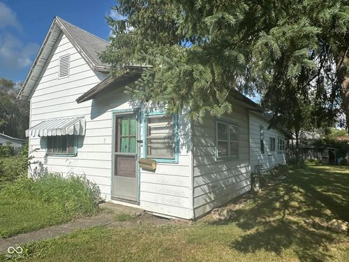 815 N 12th St, Elwood, IN, 46036-1258 | Card Image