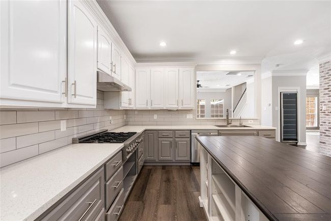 12014 Via Davinci Ln, House other with 5 bedrooms, 5 bathrooms and 3 parking in Cypress TX | Image 20