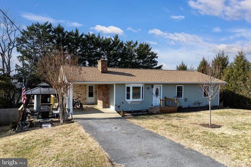 507 Barkman Ave, ELKTON, VA, 22827-1309 | Card Image