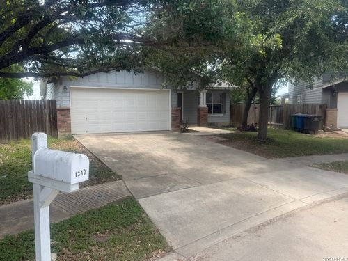1310 Sunbend Falls, San Antonio, TX, 78224 | Card Image