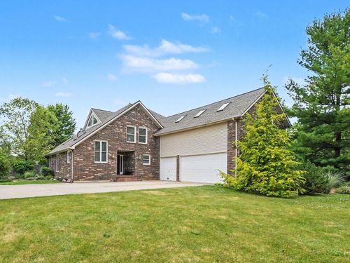 8698 Warner Rd, Saline, MI, 48176-9085 | Card Image