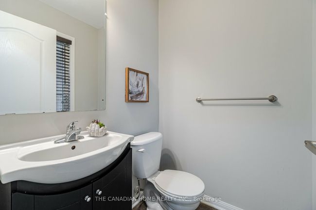 920 Mctrach Cres, House attached with 3 bedrooms, 3 bathrooms and 1 parking in Milton ON | Image 19
