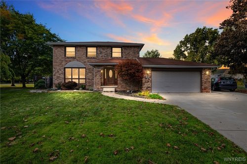 80 Forestview Ct, Amherst, NY, 14221-1445 | Card Image