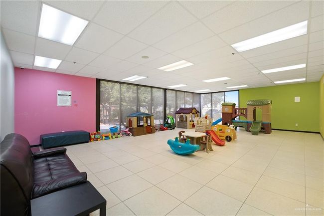 UNIT-203 - 813 Travis St, Condo with 3 bedrooms, 2 bathrooms and null parking in Mission TX | Image 20