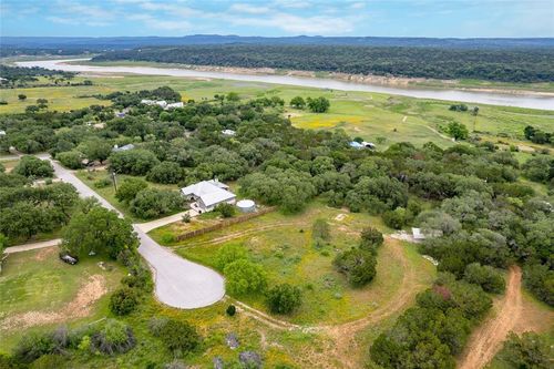 18 South Cv, Spicewood, TX, 78669 | Card Image