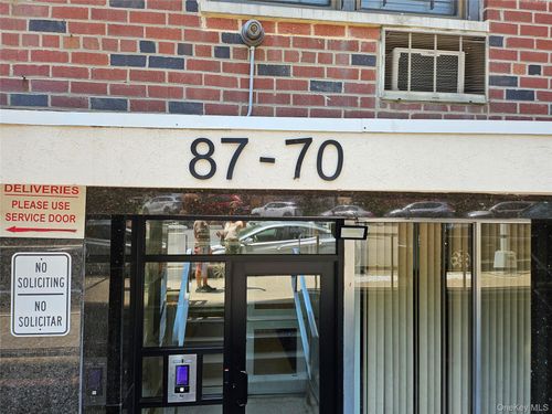 4d-87-70 173 Street, New York, NY, 11432 | Card Image