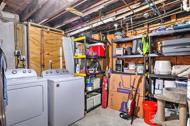 APT-3 - 20 7 Th St, Condo with 2 bedrooms, 1 bathrooms and 2 parking in Providence RI | Image 28