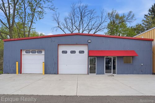 3499 E Main St, Kalamazoo, MI, 49048-2214 | Card Image