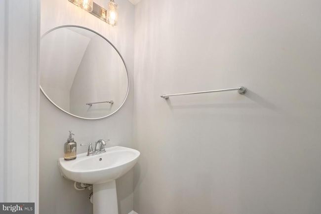 24606 Johnson Oak Ter, Townhouse with 2 bedrooms, 3 bathrooms and null parking in DULLES VA | Image 11
