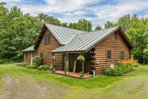 510 Lily Pond Rd, Pike, NH, 03780-5643 | Card Image