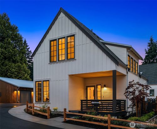 2218 Ne 125th St, Seattle, WA, 98125-4219 | Card Image