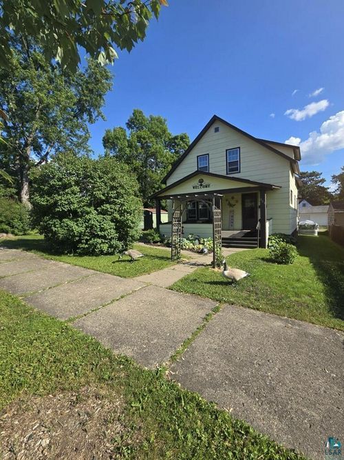 324 E White St, Ely, MN, 55731-1464 | Card Image