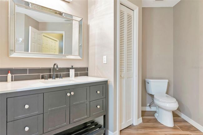 101 - 1712 Starling Dr, Condo with 2 bedrooms, 2 bathrooms and null parking in SARASOTA FL | Image 27
