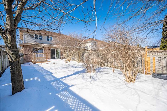 9 Crawford Cres, House attached with 3 bedrooms, 2 bathrooms and 3 parking in Cambridge ON | Image 33