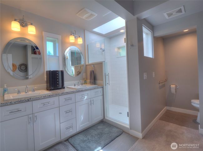 23206 Se 448 Th St, Home with 3 bedrooms, 3 bathrooms and 8 parking in Enumclaw WA | Image 11