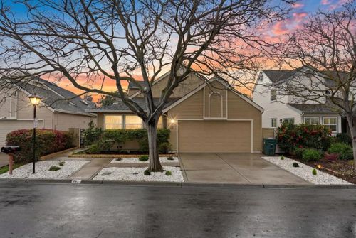 621 Charmain Cir, Mountain View, CA, 94041-2573 | Card Image