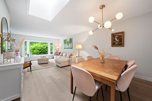 3381 Flagstaff Pl, Vancouver, BC, V5S4K9 | Card Image