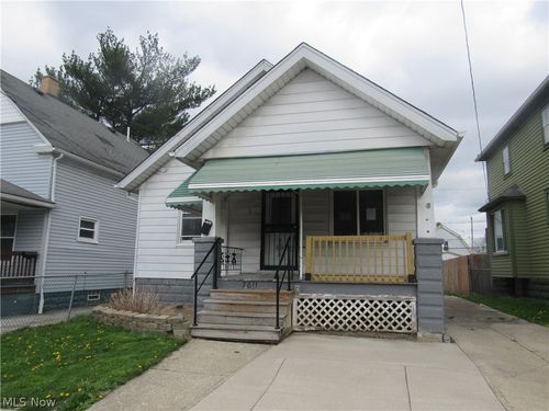 7811 Connecticut Avenue, Cleveland, OH, 44105 | Card Image