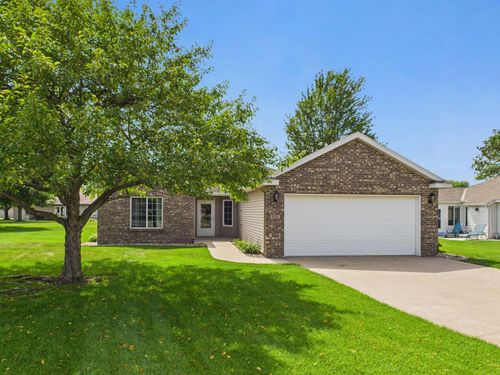 84 Willow Creek Dr, Waite Park, MN, 56387-1634 | Card Image