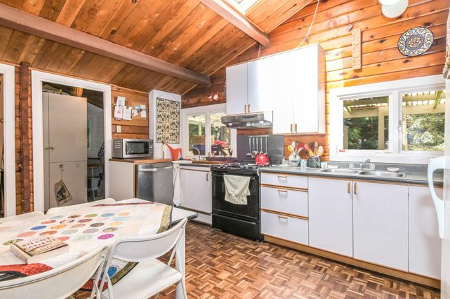 19865 36 A Ave, House other with 4 bedrooms, 2 bathrooms and 6 parking in Langley BC | Image 10