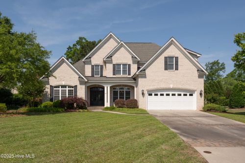 704 Wickham Dr, Winterville, NC, 28590-9440 | Card Image