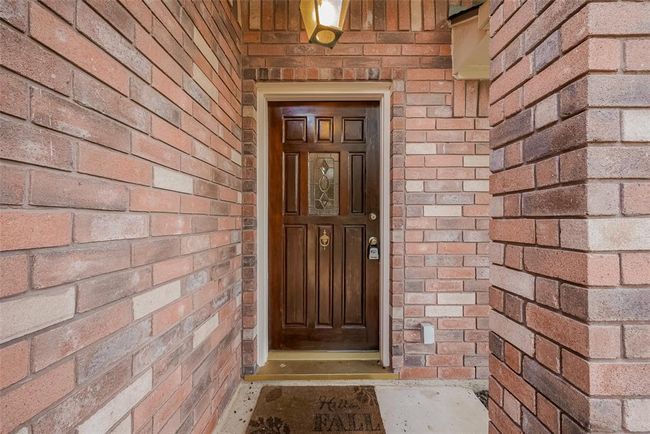 5814 N Magazine Cir, House other with 3 bedrooms, 2 bathrooms and 2 parking in Houston TX | Image 6