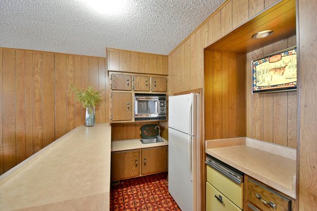 Wet bar, kitchen | Image 27
