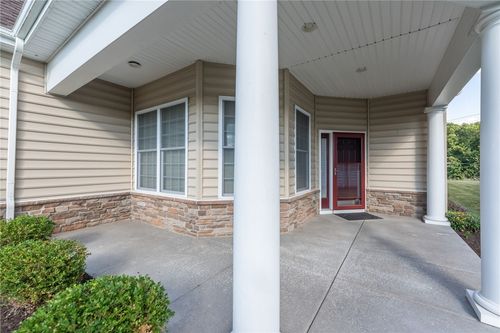 114 Gateway Dr, Pittsburgh, PA, 15237-1082 | Card Image