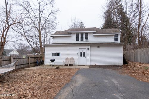 7 Pinehurst Ave, Albany, NY, 12203-2505 | Card Image