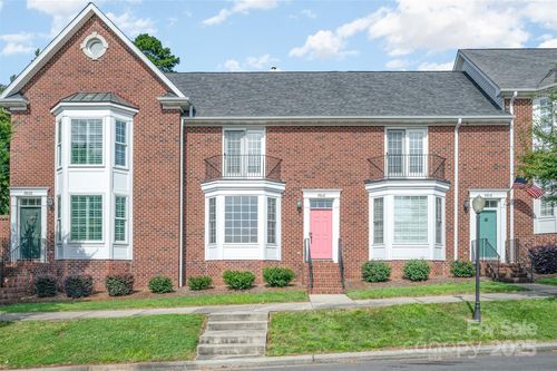 5618 Burck Dr Nw, Concord, NC, 28027-5320 | Card Image