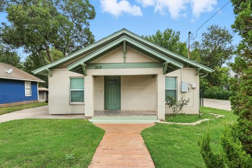 304 W Prairie St, Denton, TX, 76201-6071 | Card Image