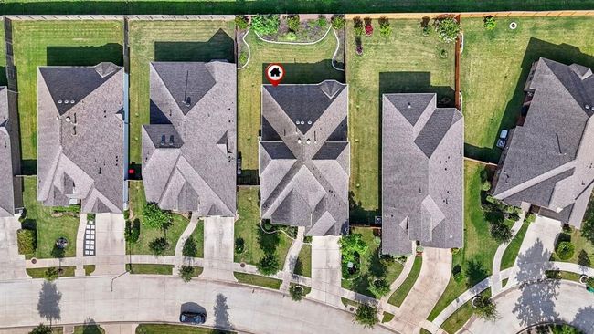 5715 Caper Shores Ln, House other with 5 bedrooms, 4 bathrooms and 2 parking in Sugar Land TX | Image 4