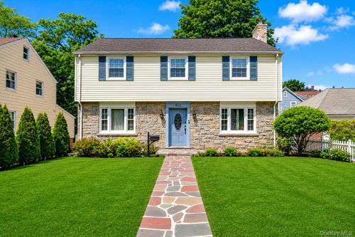 462 Rich Ave, Mount Vernon, NY, 10552-1922 | Card Image