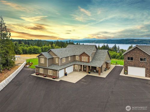 151 E Windy Ridge Ln, Belfair, WA, 98528-9193 | Card Image