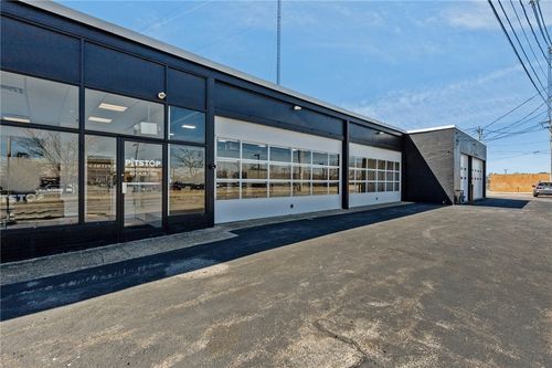 1286 N Main St, Providence, RI, 02904-1830 | Card Image