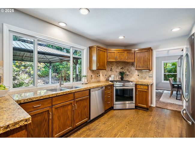 Kitchen | Image 14