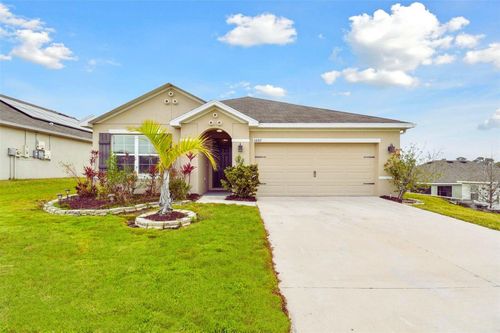 6882 Silverado Ranch Blvd, ZEPHYRHILLS, FL, 33541-2555 | Card Image