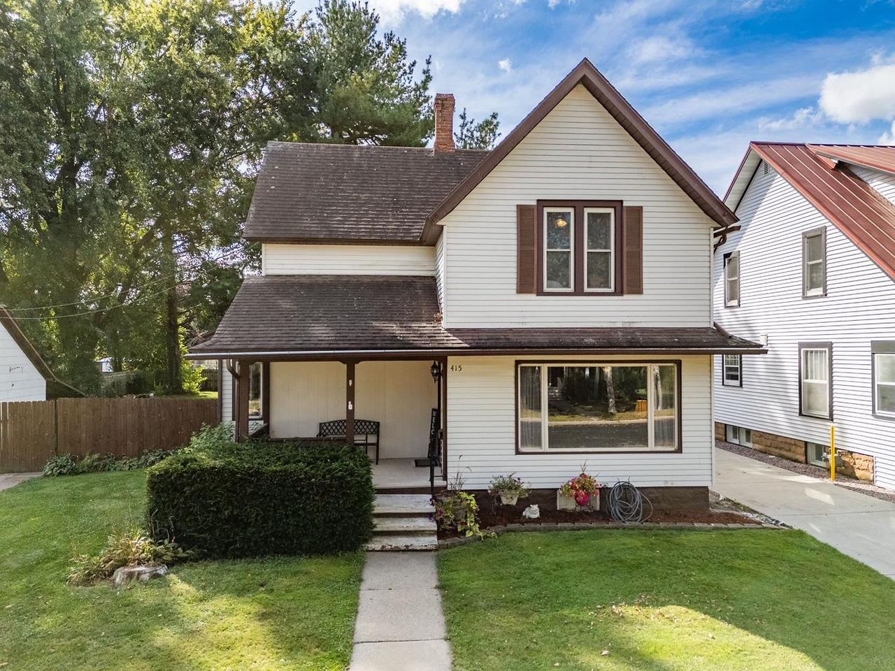 Clark St, Reedsburg, WI 53959