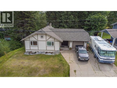 3018 Glade Rd, Prince George, BC, V2K4C3 | Card Image