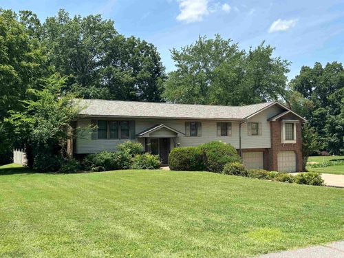 1523 Red Leaf Dr, Evansville, IN, 47712-8722 | Card Image